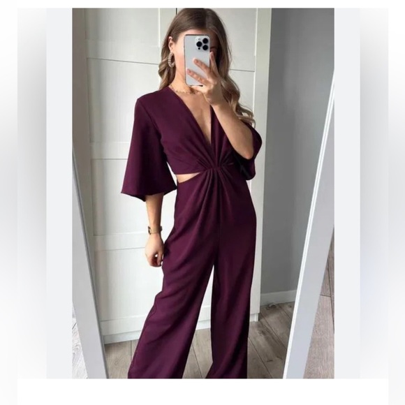 ZARA CUT OUT BURGUNDY COLOR STYLISH JUMPSUIT - Picture 2 of 8